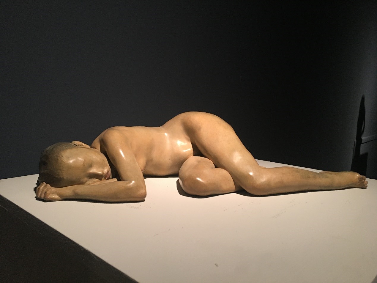 <h2>《梦》</h2><p>作者：李烜峰</p><p>创作年代：2017年</p><p>规格：60cm×26cm×12cm</p><p>品类：青铜</p>